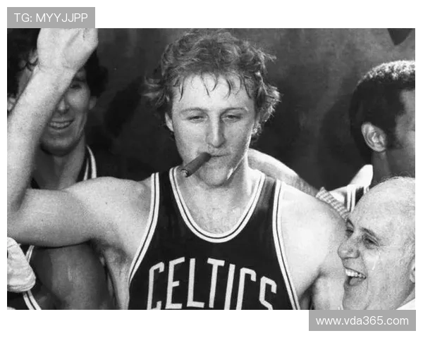 足球界黑人球星的崛起与影响力探索：从传统巨星到新一代领军人物