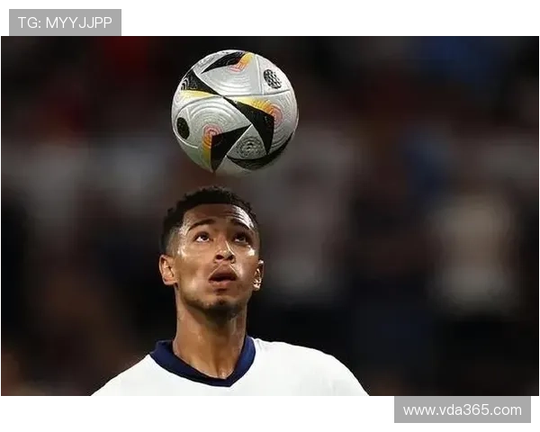 足球界三岁球星崭露头角天赋惊人未来可期